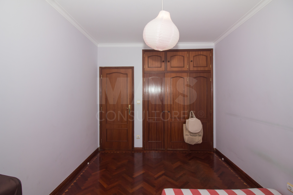 2 bedroom apartment - Urb. Barrada - Carregado